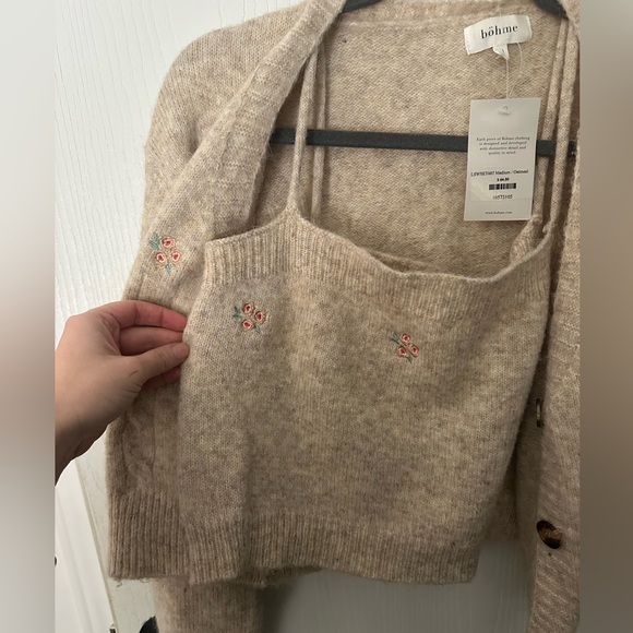 Bohme Embroidered Cropped Button Up Sweater with Detachable Cami Sweater Top - Picture 4 of 5